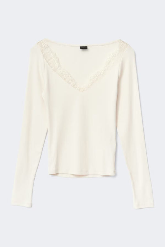 Lace detail top