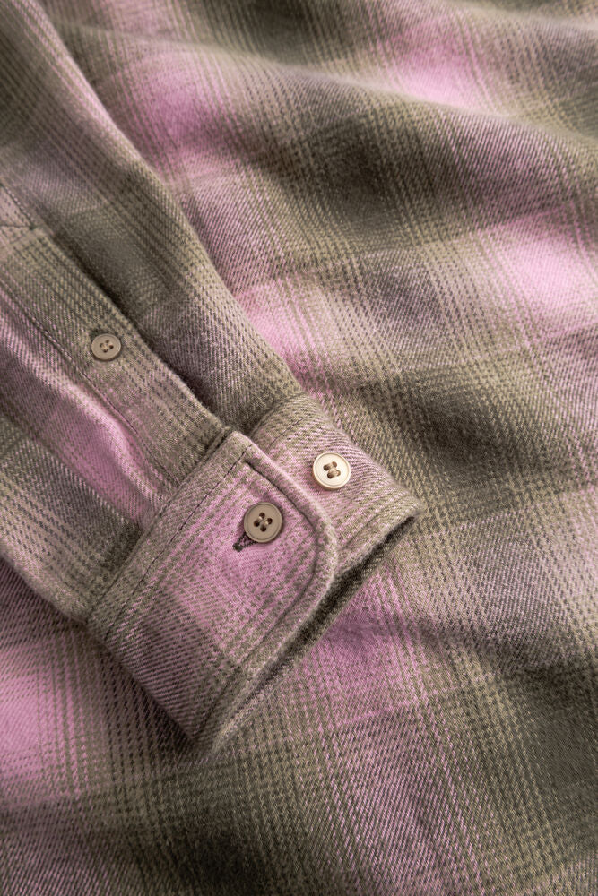 WWCarter Shirt