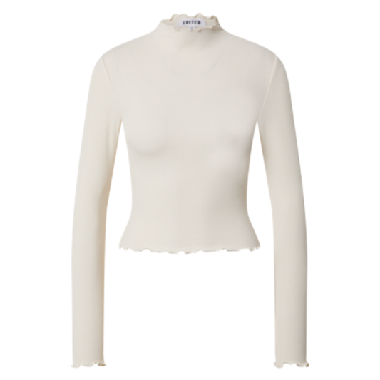 Daniela Longsleeve