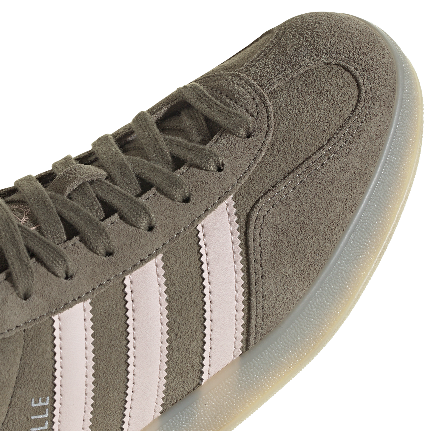 Gazelle Indoor
