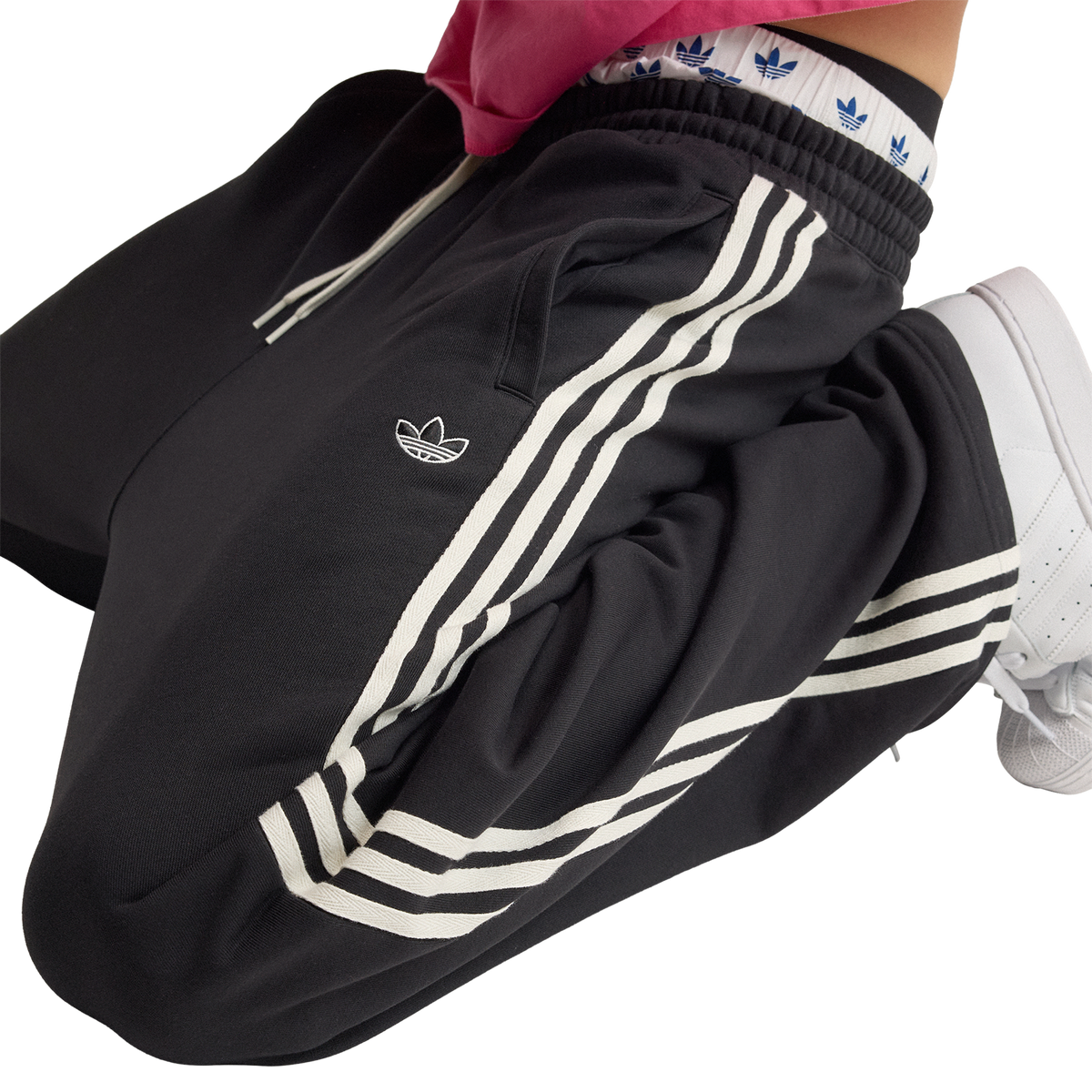 adiSignature 3 Stripes Open Hem Sweatpant